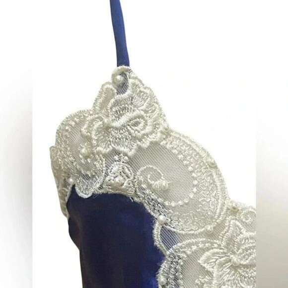 Vintage 1990s Victoria’s Secret Gold Label Blue Satin Sleep Set - Picture 9 of 10